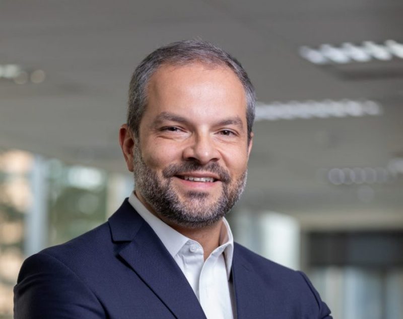 headshot for , Chairman<br />
Broadfield Brazil
